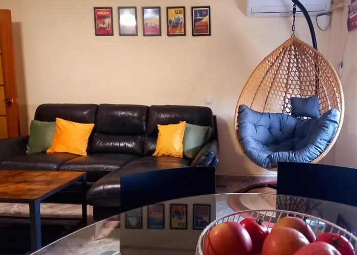 Cozy Flat With City & Beach